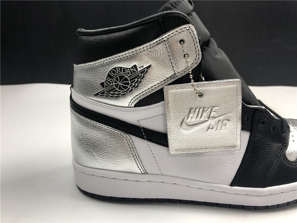 Air Jordan 1 Retro High OG 555088-010